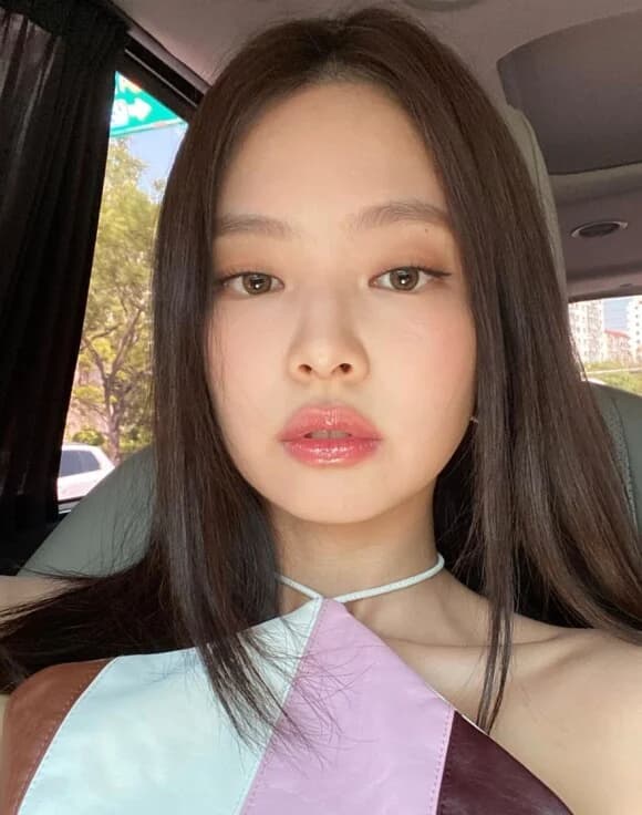 JENNIE 11