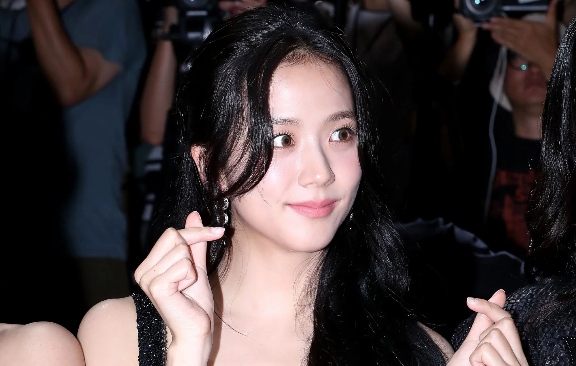 JISOO 12