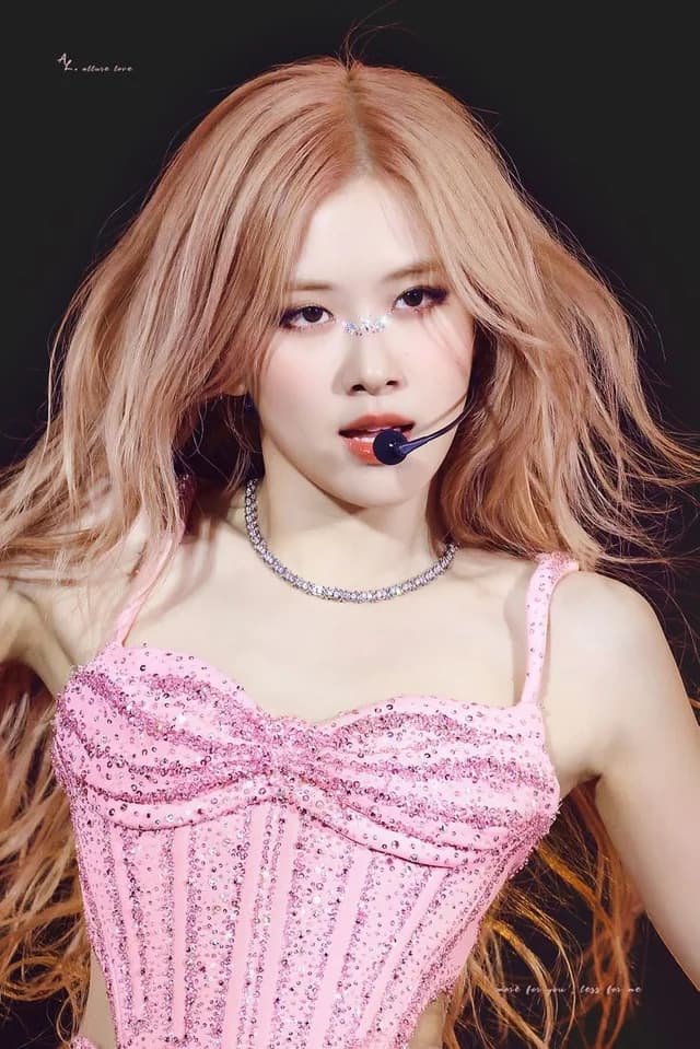 ROSÉ