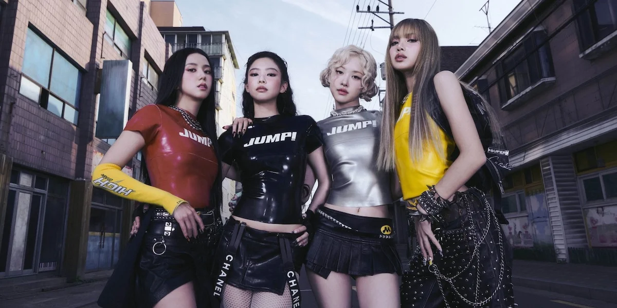 BLACKPINK JUMP group portrait